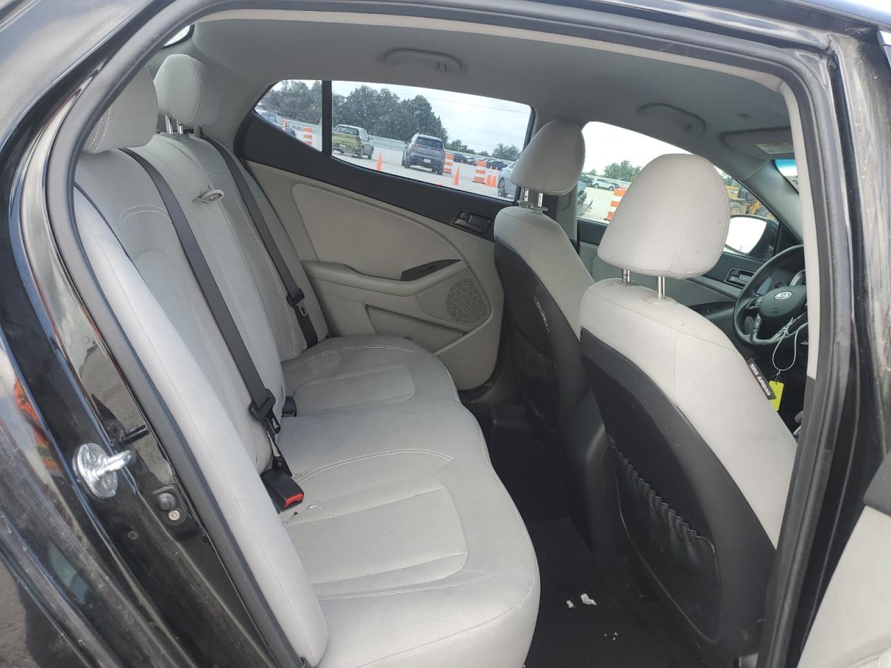 KNAGM4A7XB5123216 2011 Kia Optima Lx