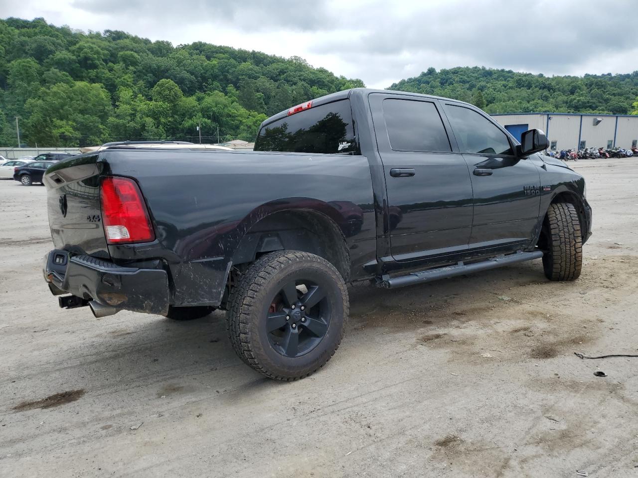 3C6RR7KT2HG626399 2017 Ram 1500 St