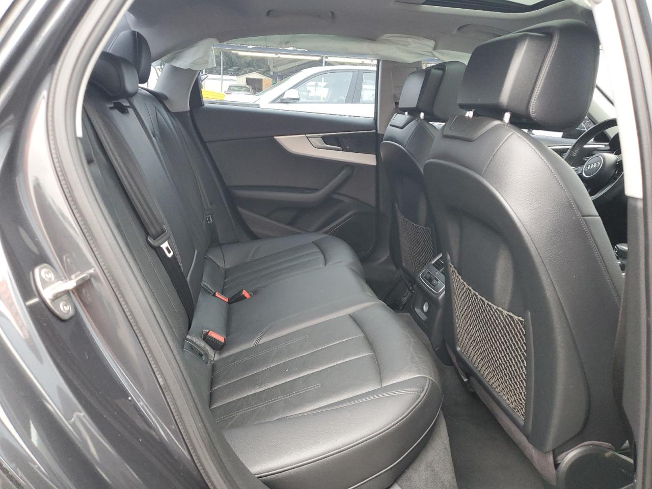 WAUGMAF4XHN061466 2017 Audi A4 Ultra Premium