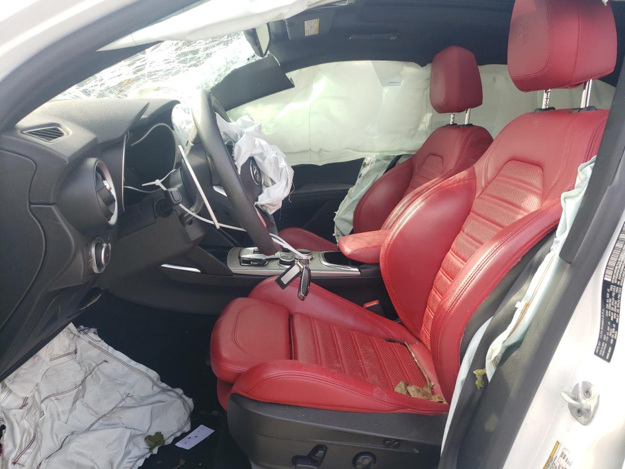 ZASPAKBN6N7D42137 2022 Alfa Romeo Stelvio Ti