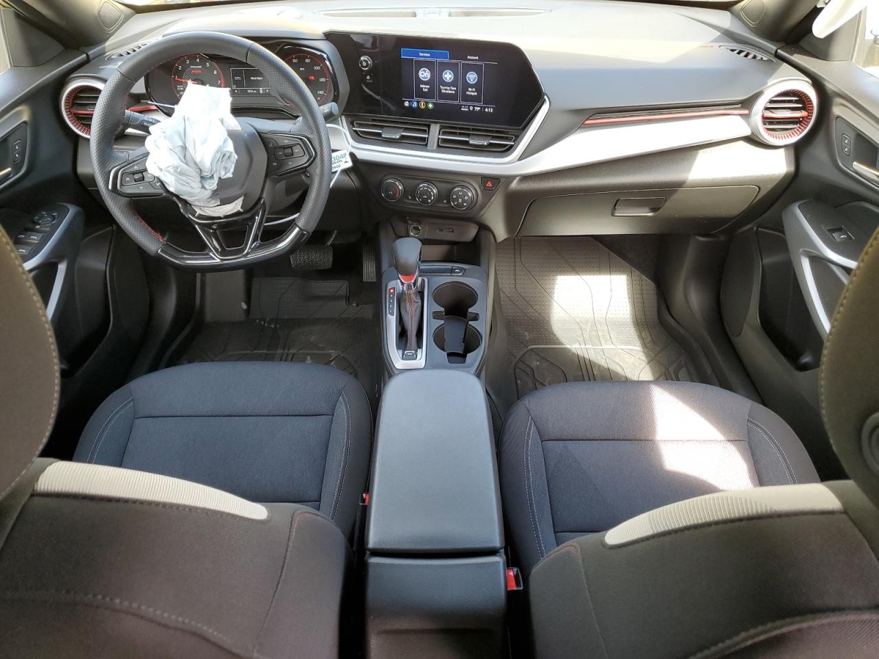 KL77LGE20RC129941 2024 Chevrolet Trax 1Rs