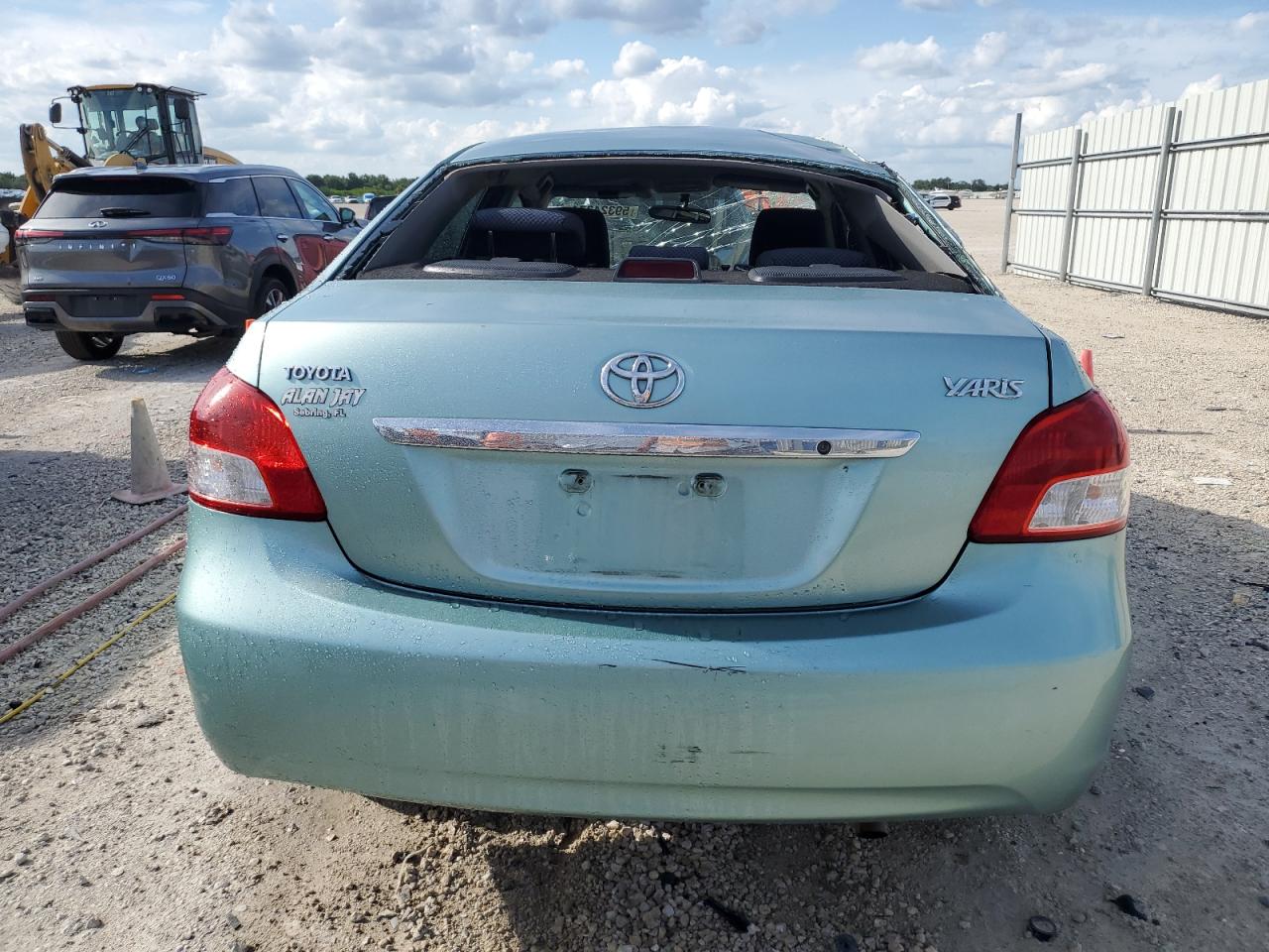 JTDBT923671031379 2007 Toyota Yaris