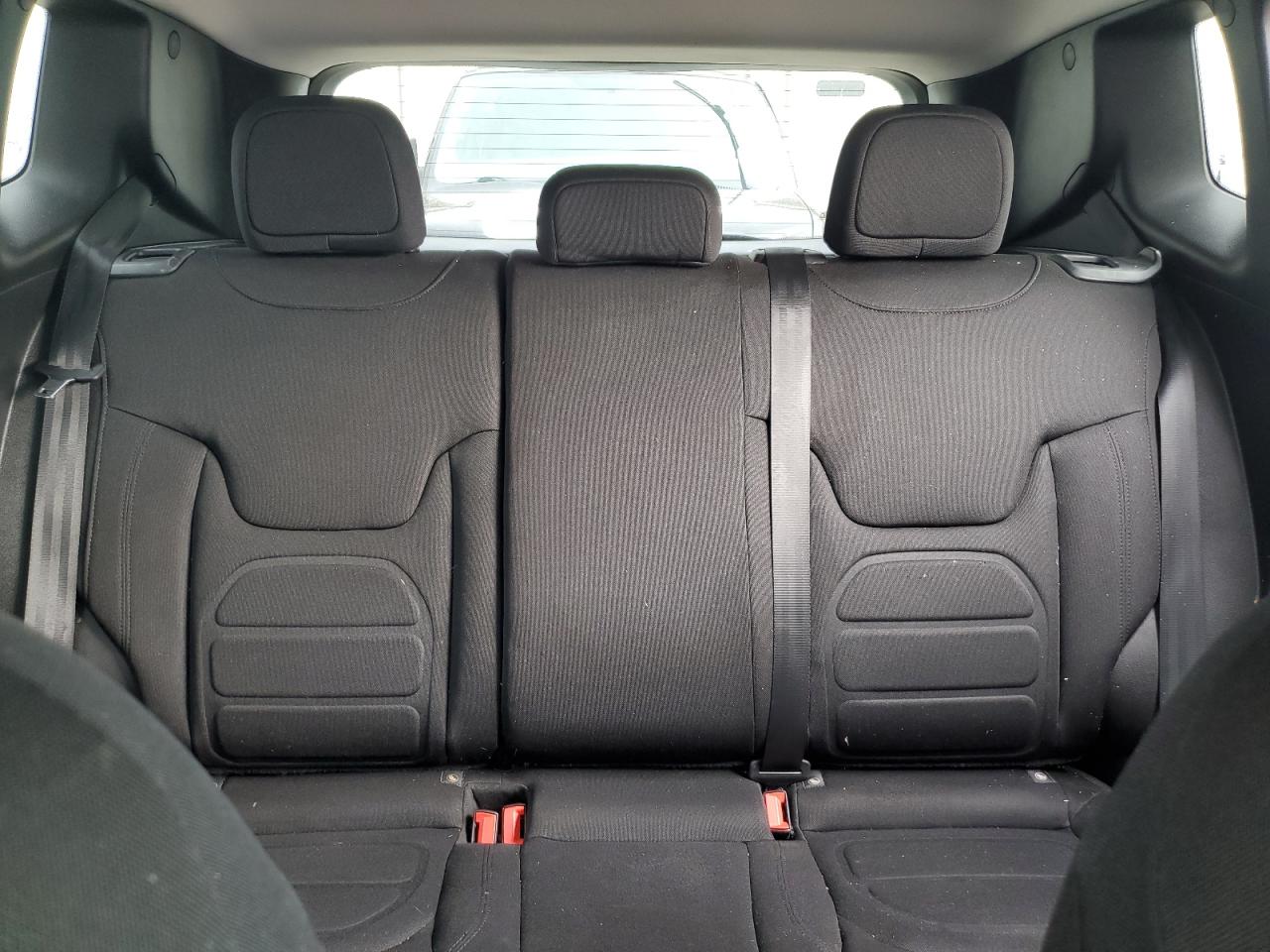 ZACCJABB6JPH60637 2018 Jeep Renegade Latitude