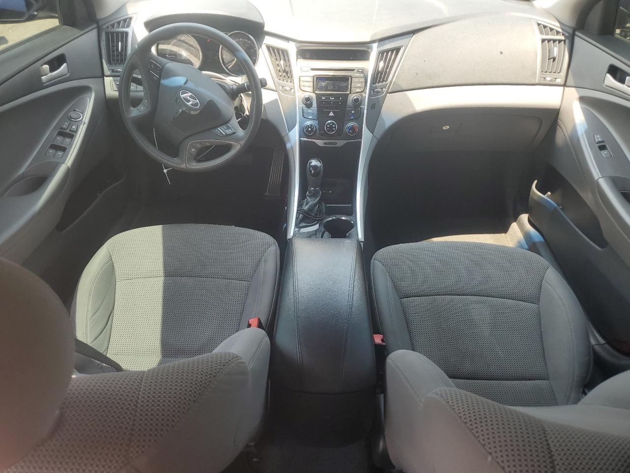 5NPEB4AC2EH885070 2014 Hyundai Sonata Gls