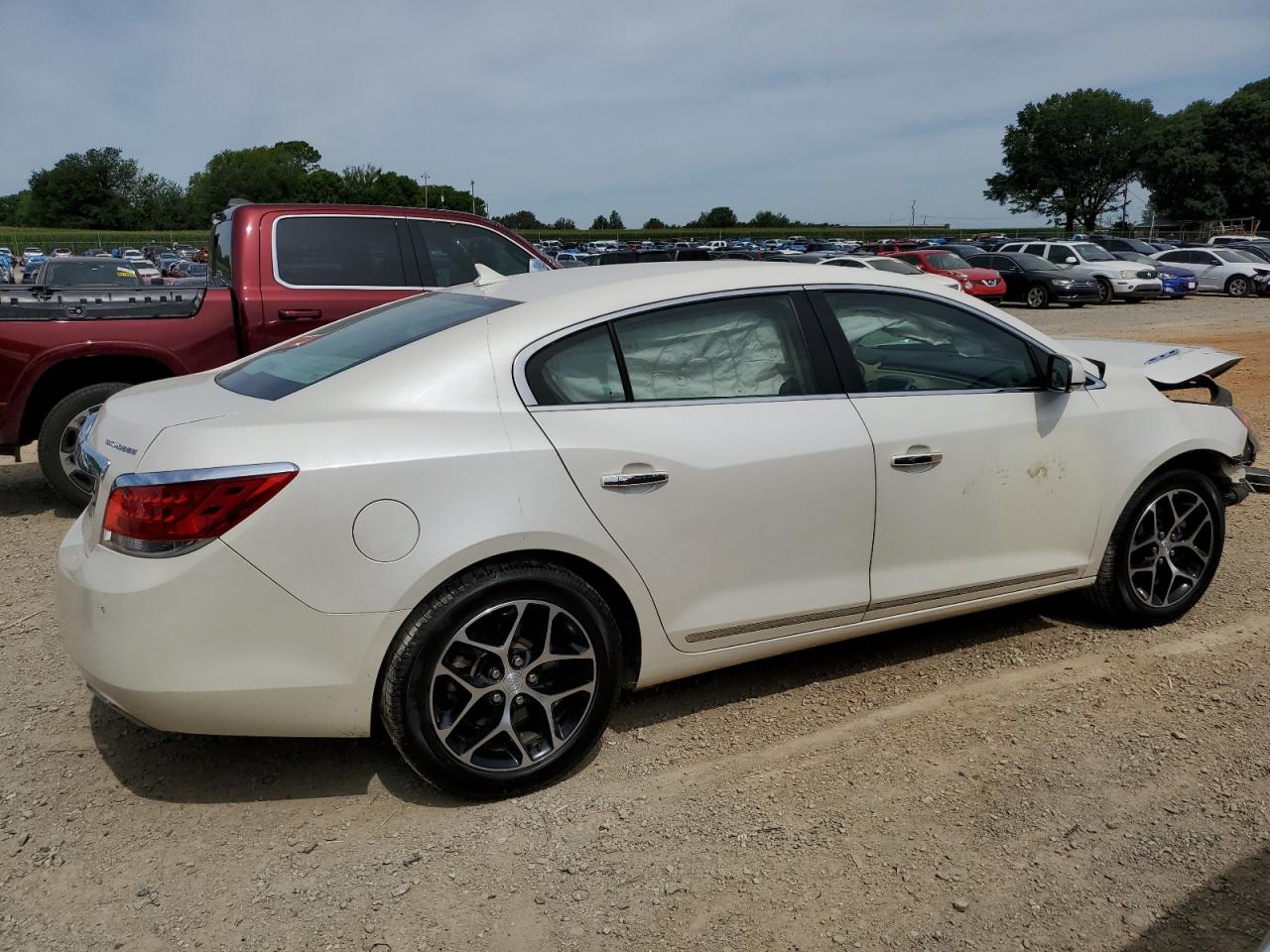 2013 Buick Lacrosse Premium vin: 1G4GF5E33DF169876