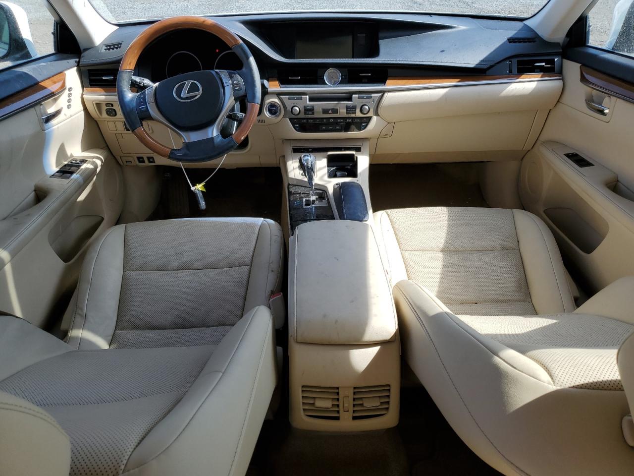 JTHBW1GG4E2046814 2014 Lexus Es 300H