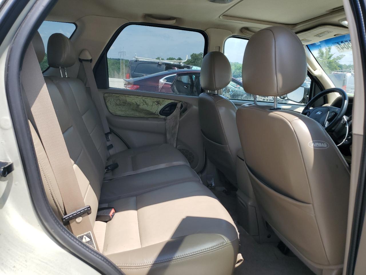 1FMCU04194KA63866 2004 Ford Escape Limited