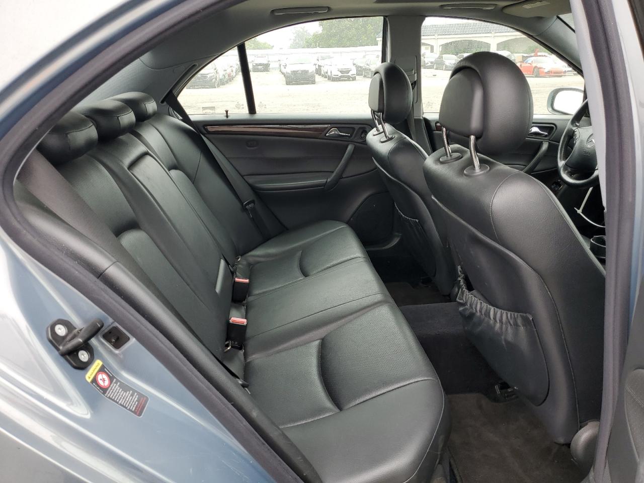 WDBRF61J84F530007 2004 Mercedes-Benz C 240