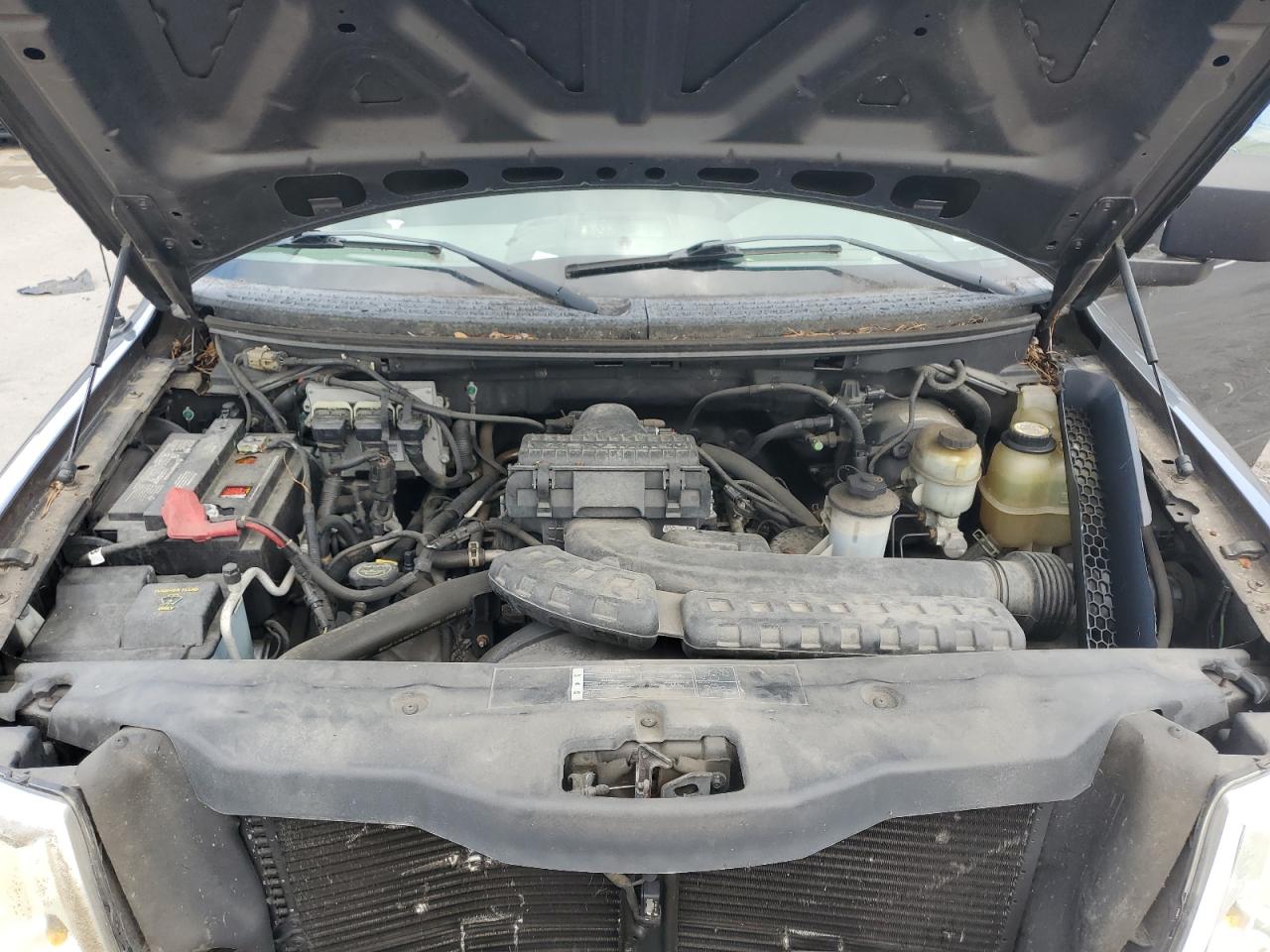 1FTVF14585NB91922 2005 Ford F150