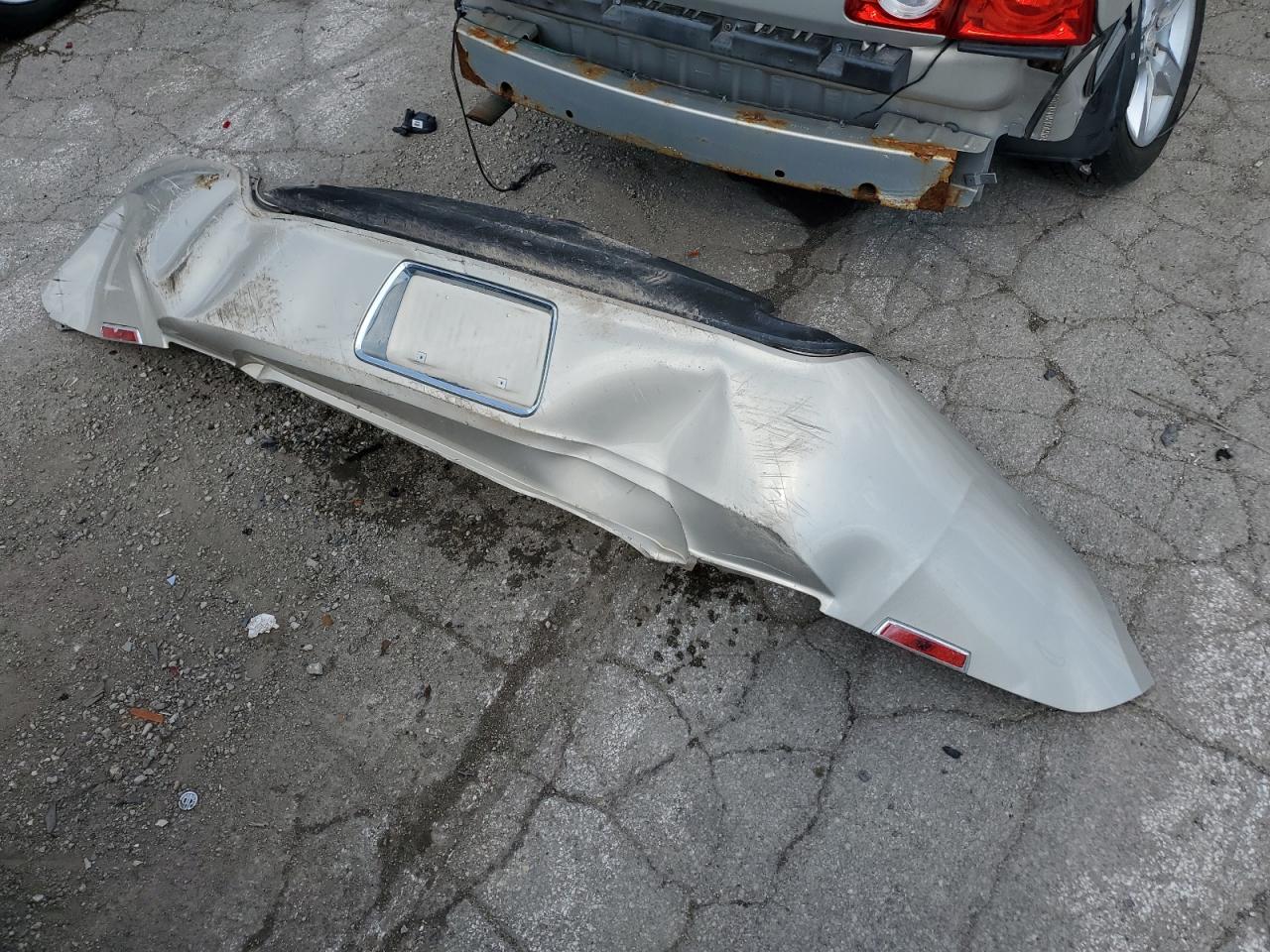 1G1ZB5EB9AF304119 2010 Chevrolet Malibu Ls