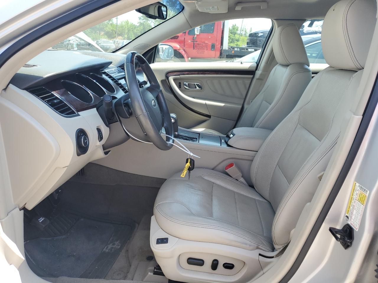 1FAHP2FW3BG127167 2011 Ford Taurus Limited