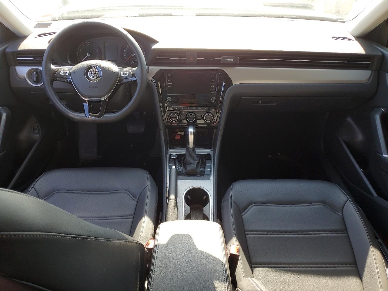 1VWWA7A36LC012615 2020 Volkswagen Passat Se