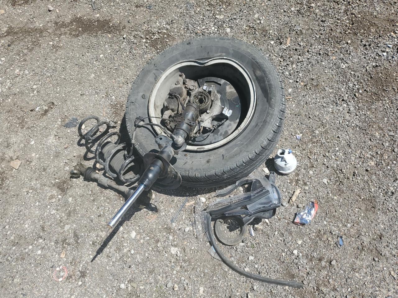 5TDJZRFH8HS425020 2017 Toyota Highlander Se