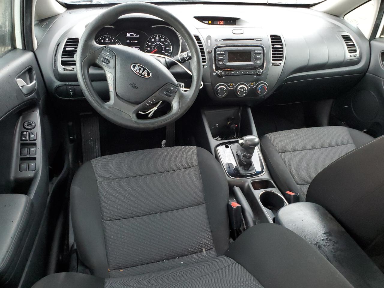 3KPFK4A72HE017571 2017 Kia Forte Lx