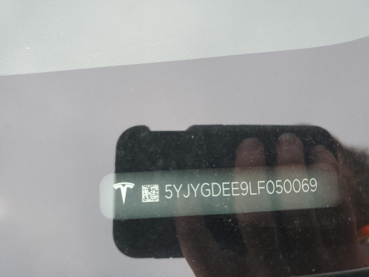 5YJYGDEE9LF050069 2020 Tesla Model Y