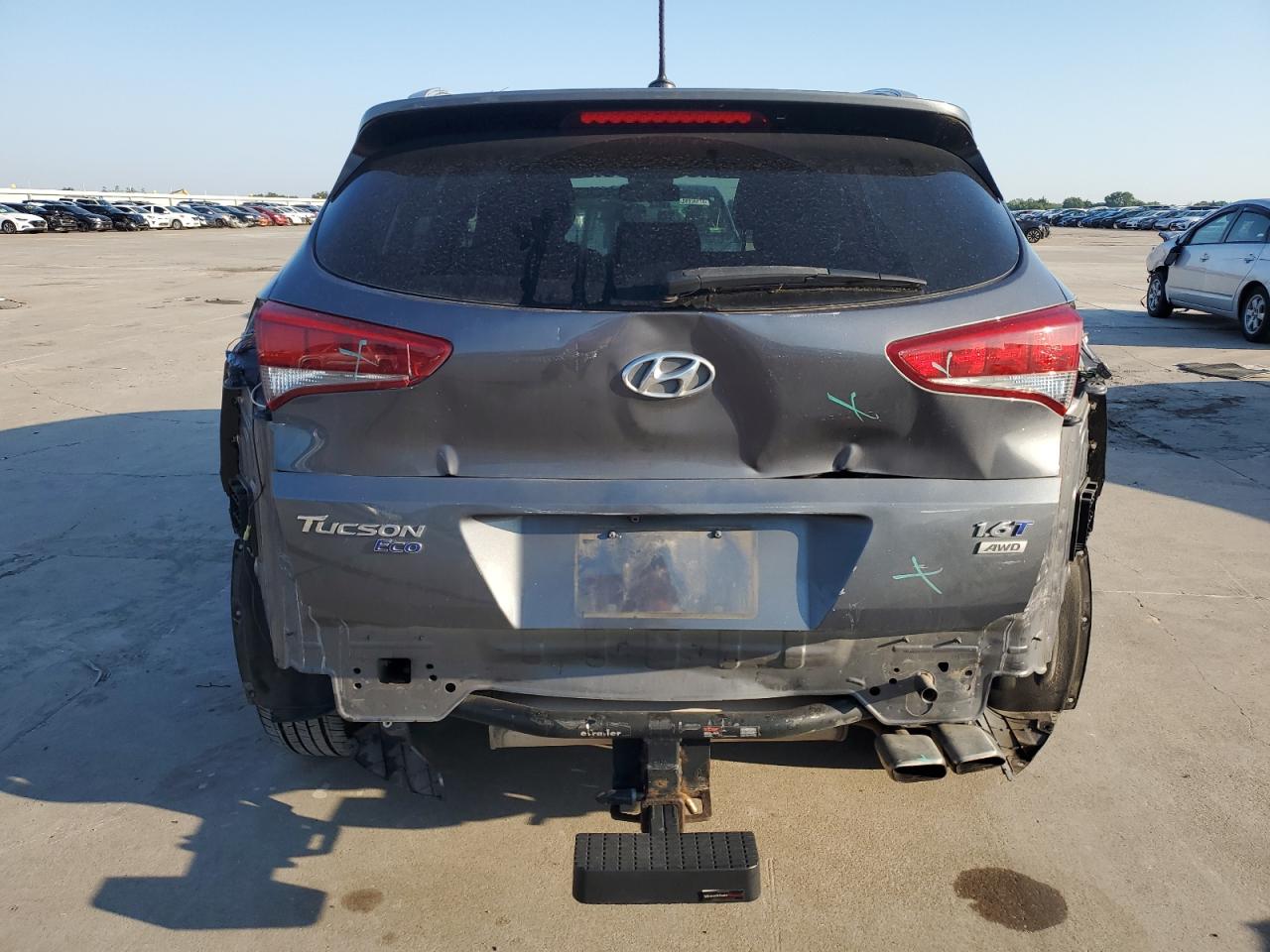 KM8J3CA25GU135373 2016 Hyundai Tucson Limited