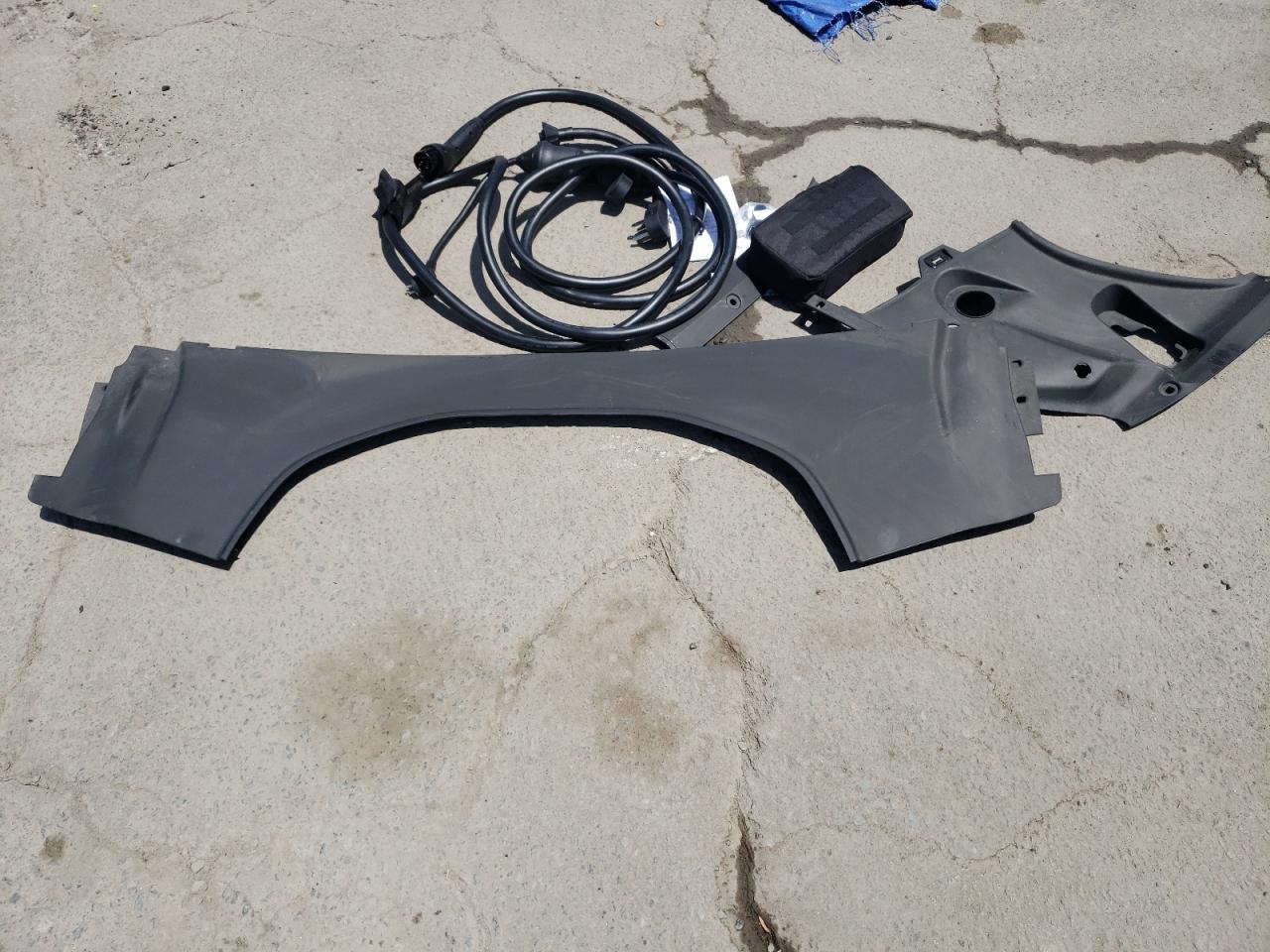 YSMED3KA9PL138313 2023 Polestar 2