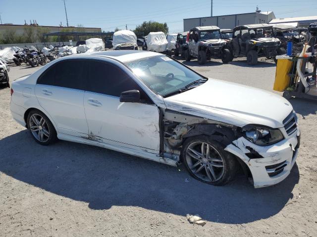 VIN WDDGF4HB4DR253324 2013 Mercedes-Benz C-Class, 250 no.4