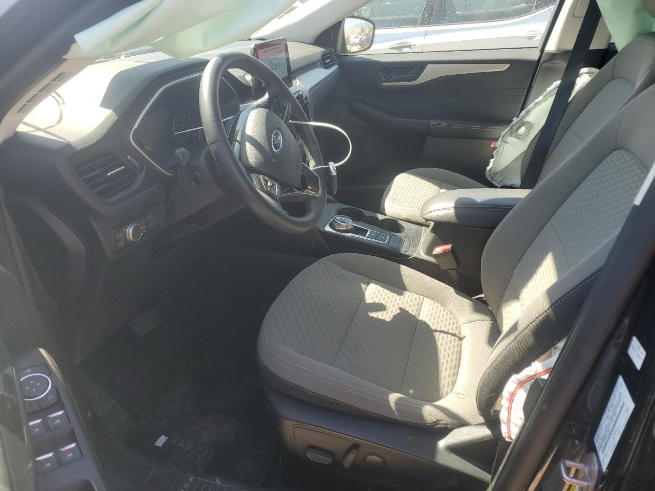 1FMCU9BZ6NUA14045 2022 Ford Escape Se