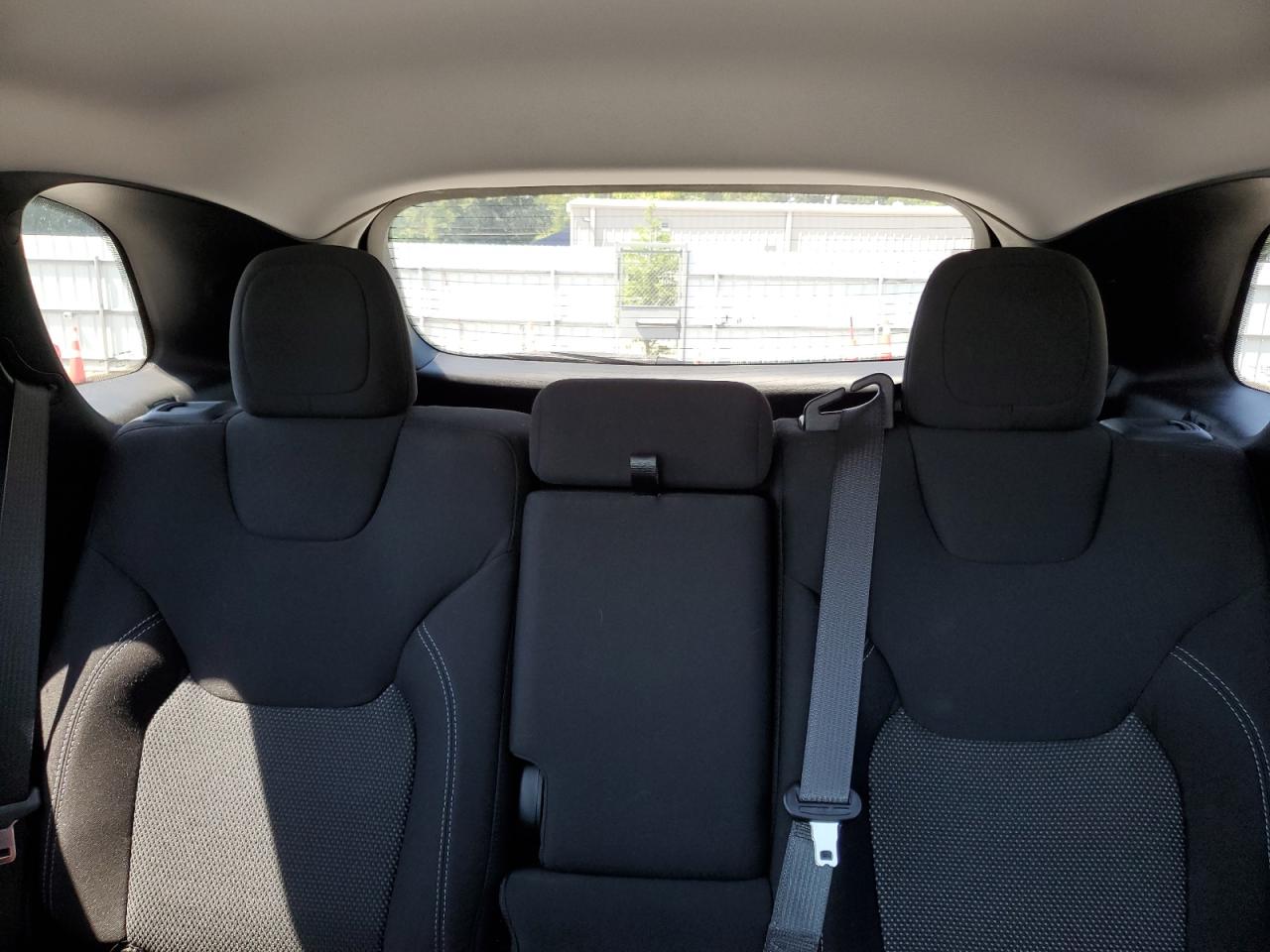 1C4PJLCB4MD134292 2021 Jeep Cherokee Latitude