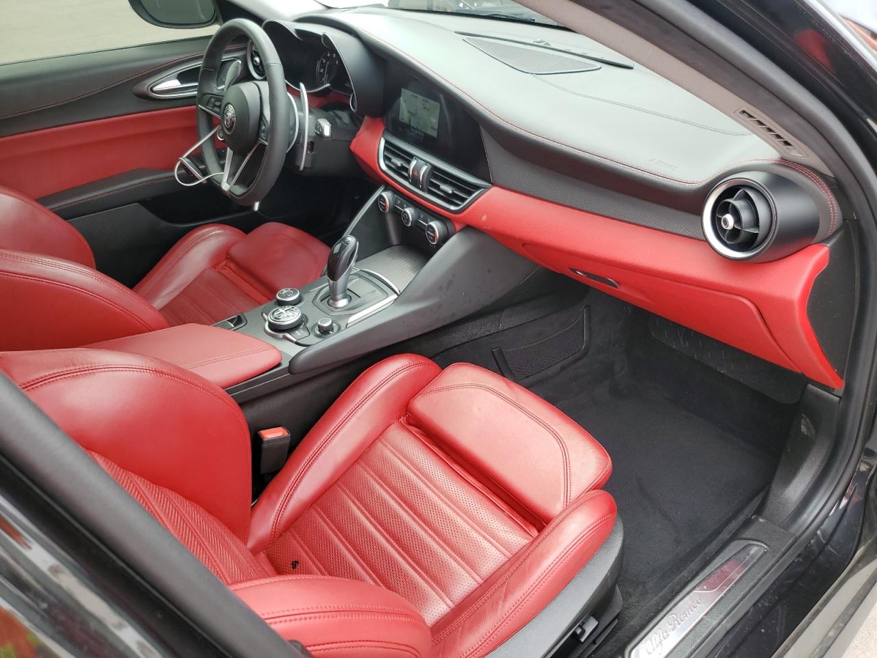 ZARFANBN3K7602694 2019 Alfa Romeo Giulia Ti