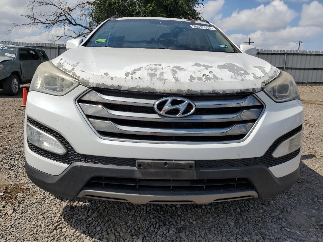 2016 Hyundai Santa Fe Sport vin: 5XYZU3LB6GG373526