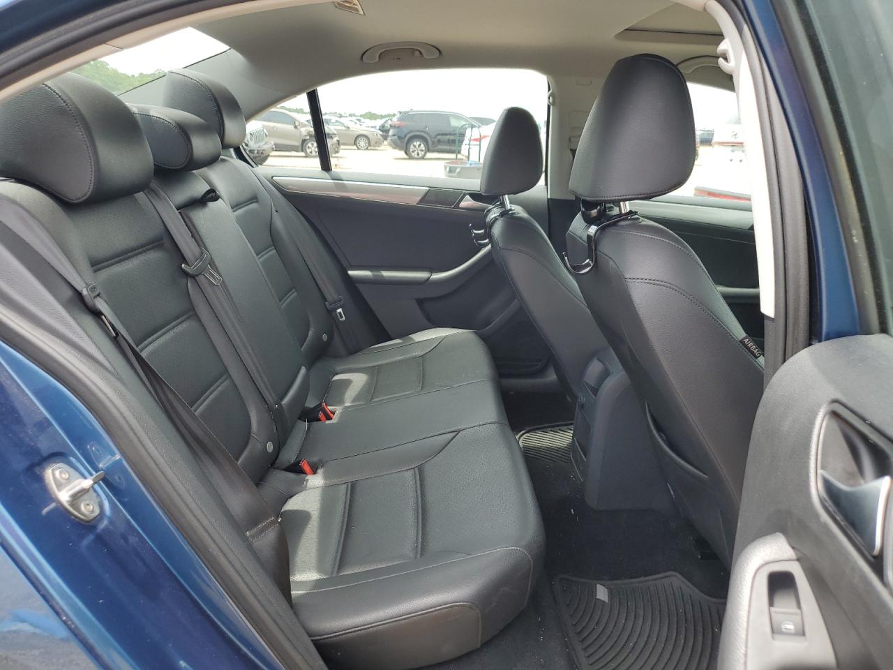 3VWB67AJ5HM342282 2017 Volkswagen Jetta Se