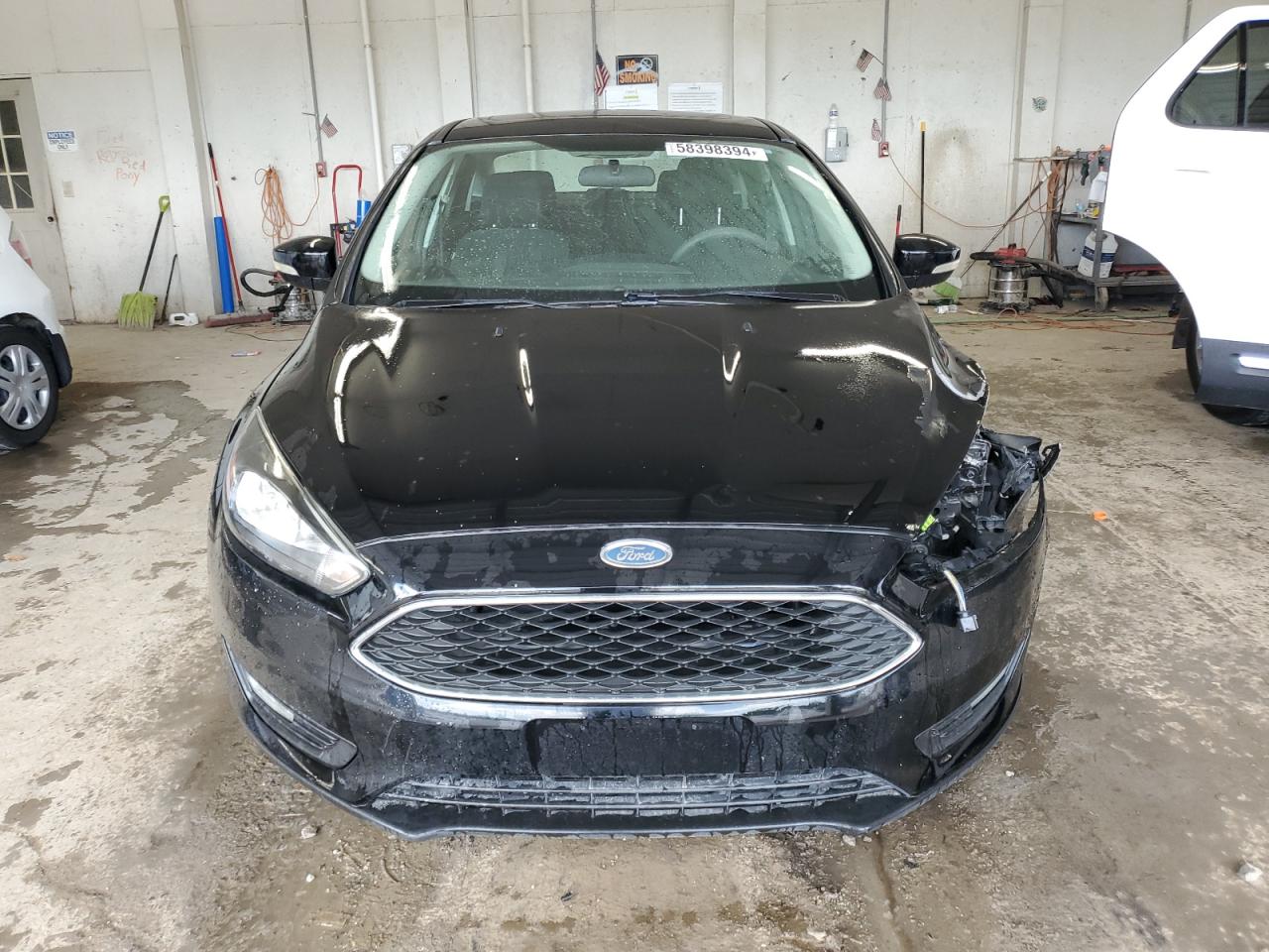 2018 Ford Focus Sel vin: 1FADP3H2XJL238304