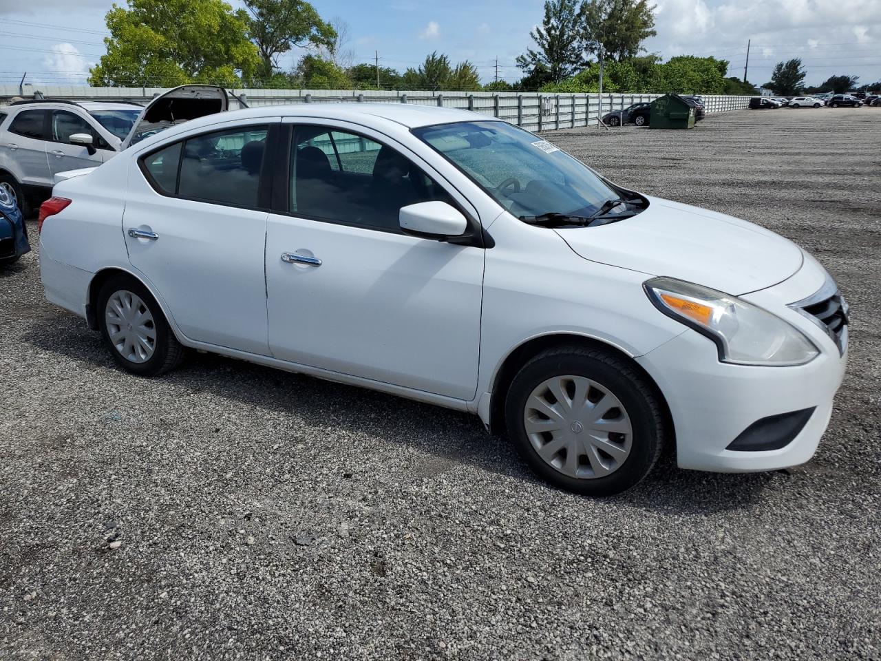 3N1CN7AP7FL879854 2015 Nissan Versa S