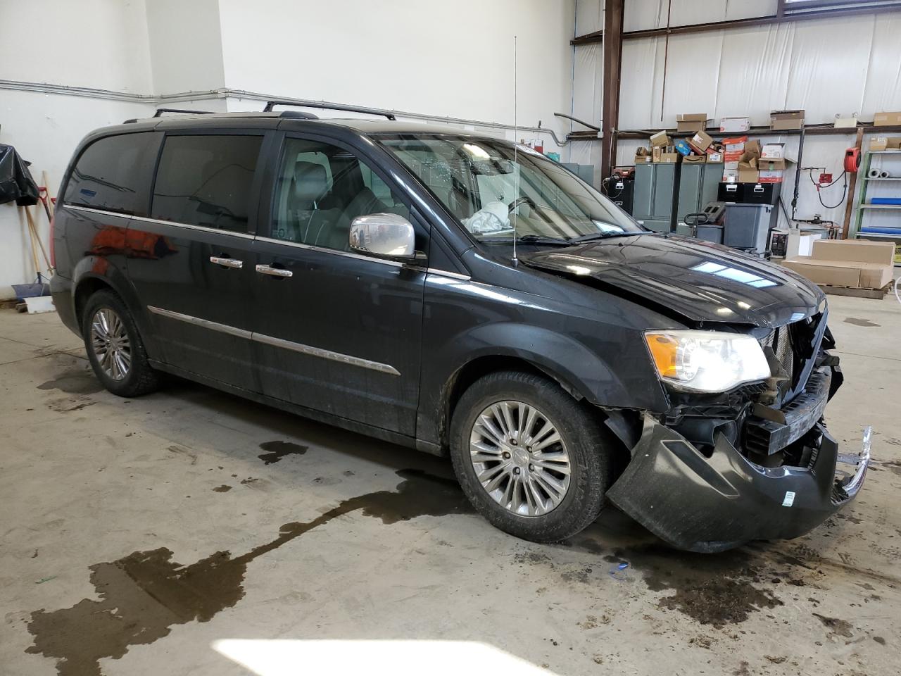 2A4RR6DG6BR753591 2011 Chrysler Town & Country Limited