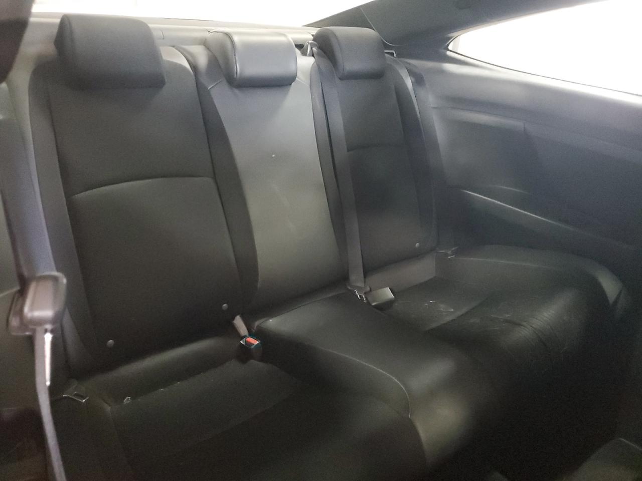 2HGFC4B82KH304524 2019 Honda Civic Sport