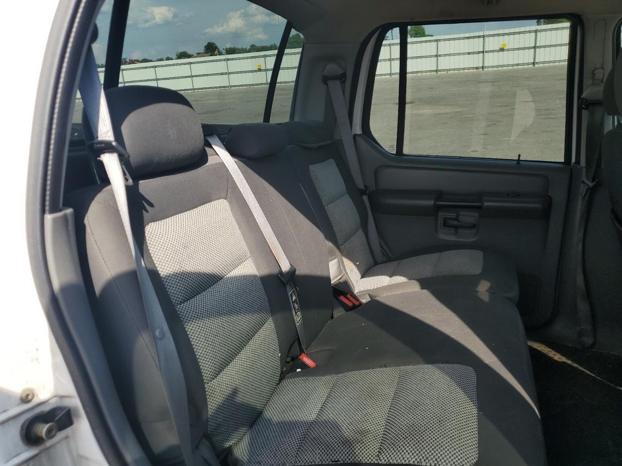 1FMZU67K54UA38694 2004 Ford Explorer Sport Trac