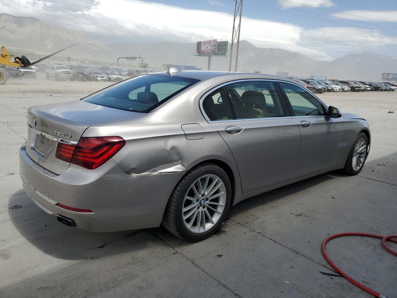 WBAYF8C54FD654148 2015 BMW 750 Lxi