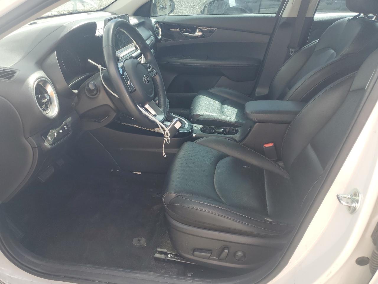 3KPF54AD3ME412706 2021 Kia Forte Ex