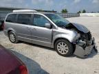 CHRYSLER TOWN & COU photo