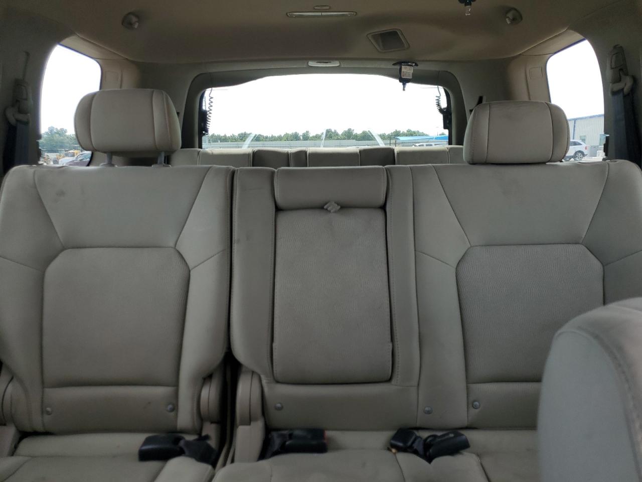 5FNYF3H21BB049186 2011 Honda Pilot Lx