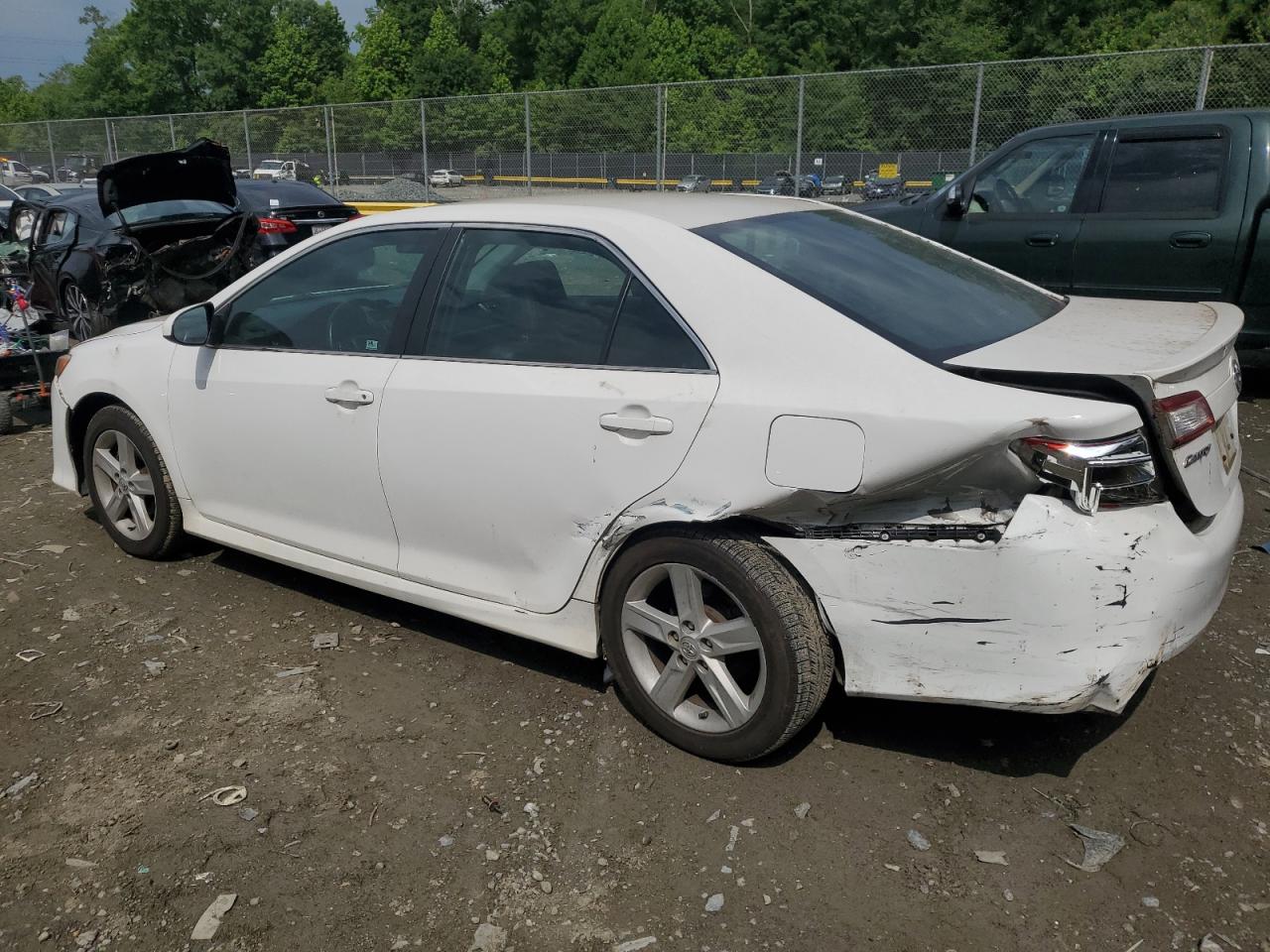 4T1BF1FK7EU856090 2014 Toyota Camry L