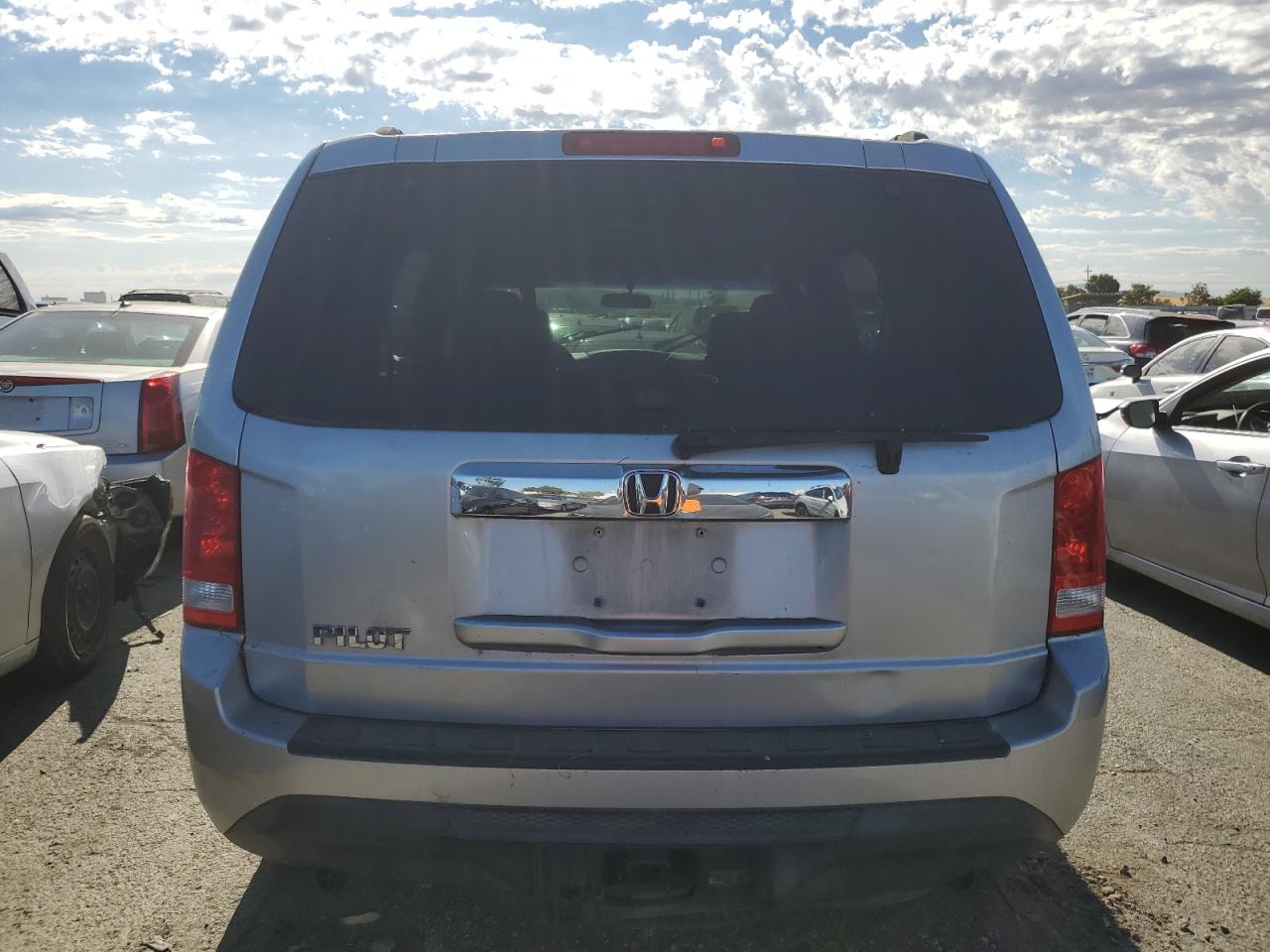 5FNYF3H26CB030926 2012 Honda Pilot Lx