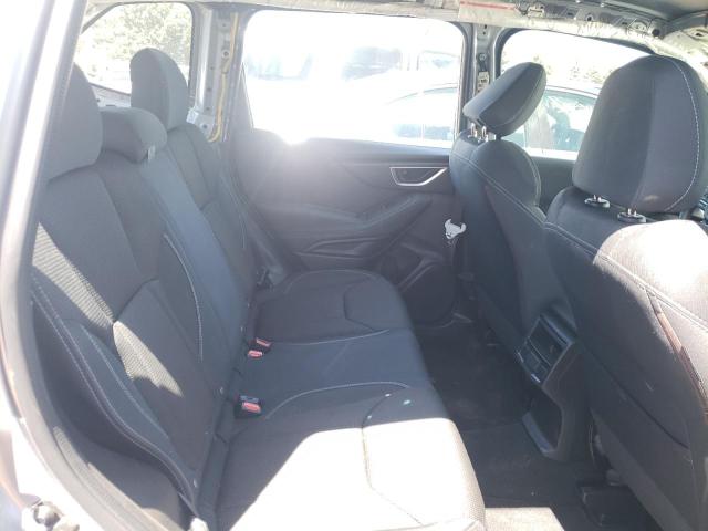 2019 SUBARU FORESTER JF2SKACC1KH595820
