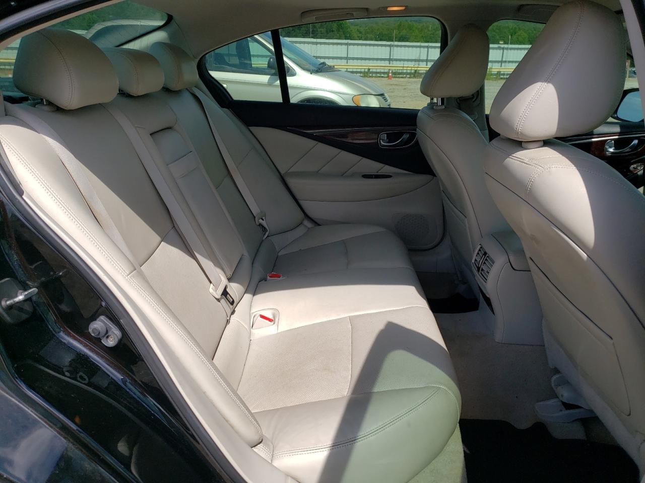 JN1BV7AR7EM689599 2014 Infiniti Q50 Base