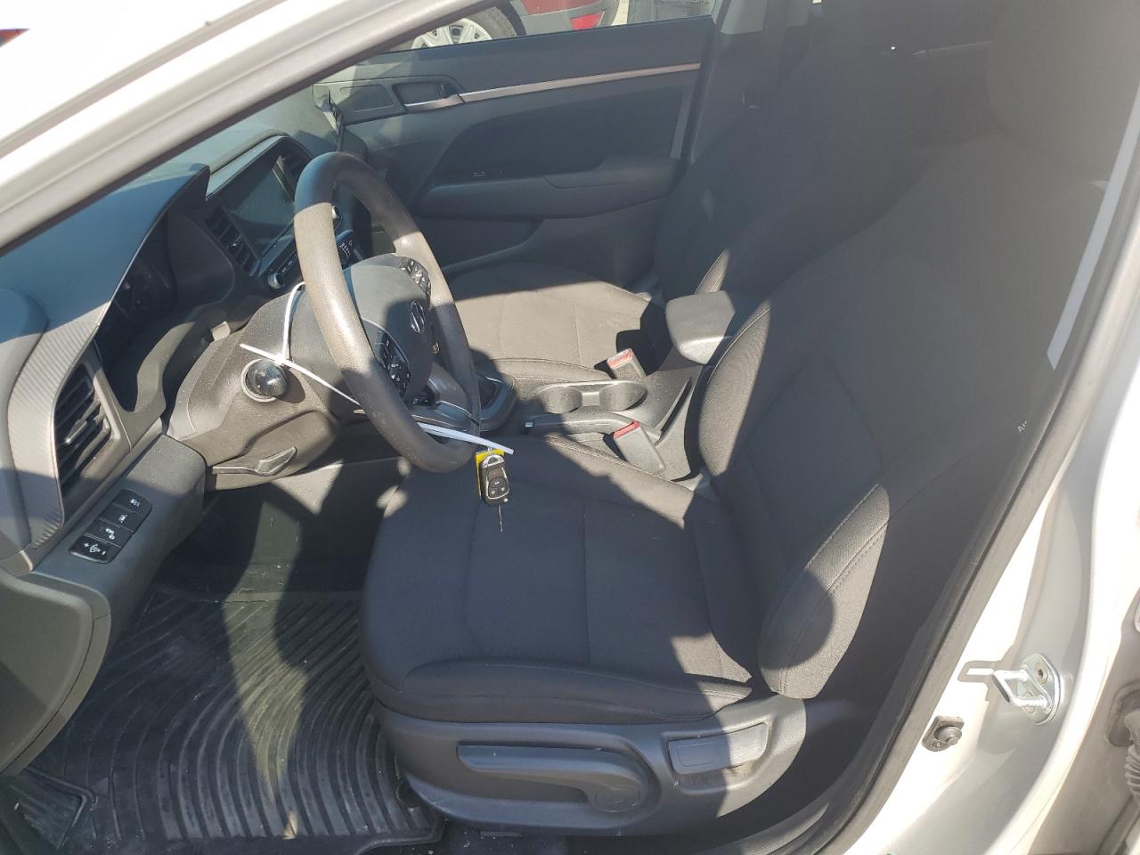 5NPD84LF0KH440145 2019 Hyundai Elantra Sel