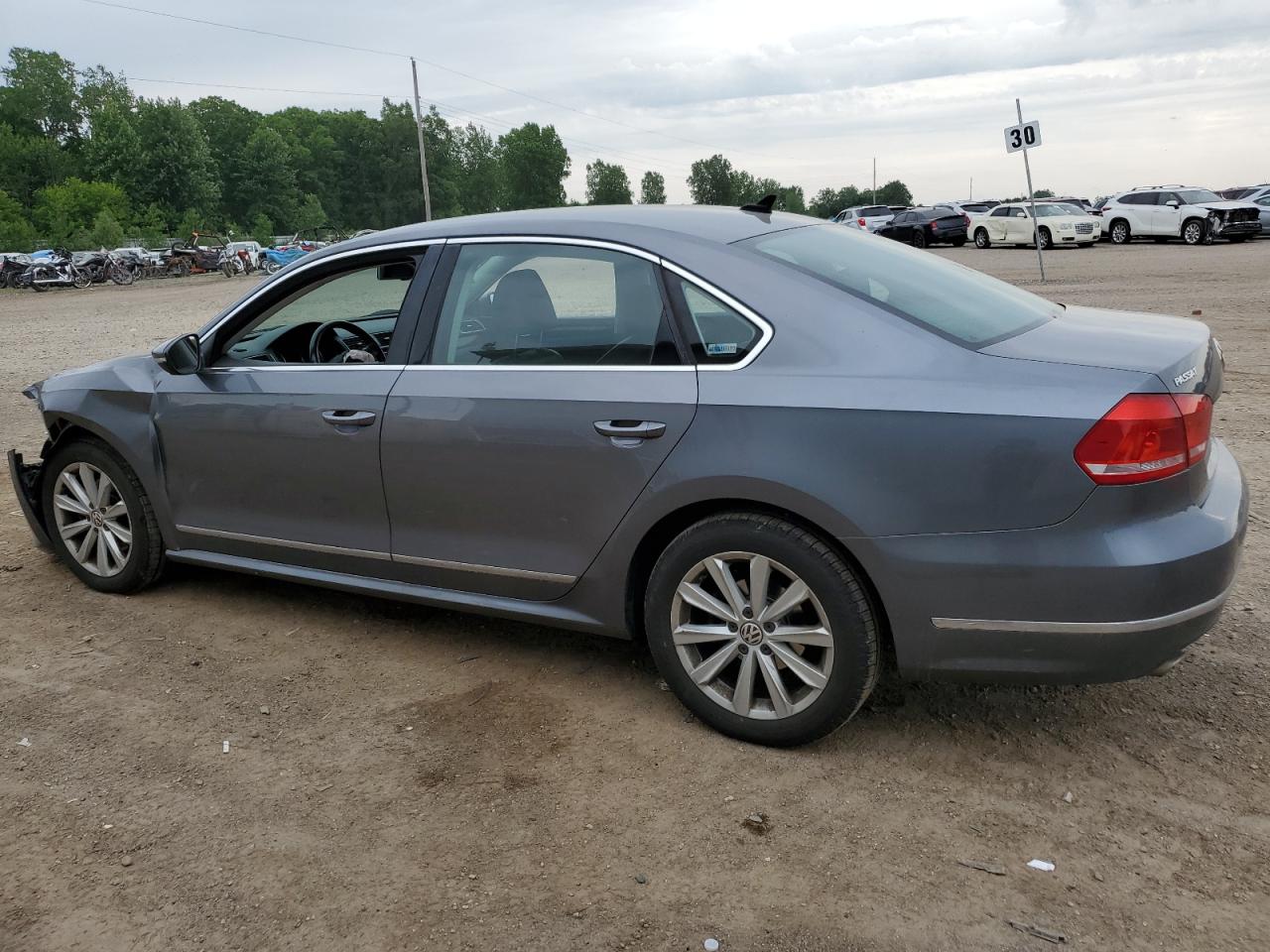 1VWCH7A34CC052142 2012 Volkswagen Passat Sel