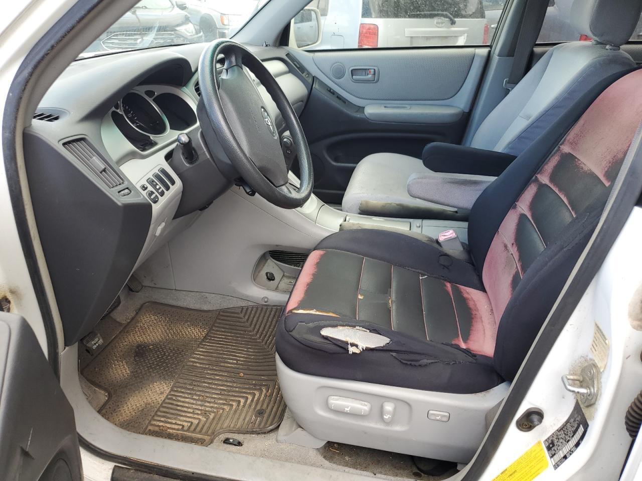 JTEGP21A540026530 2004 Toyota Highlander Base