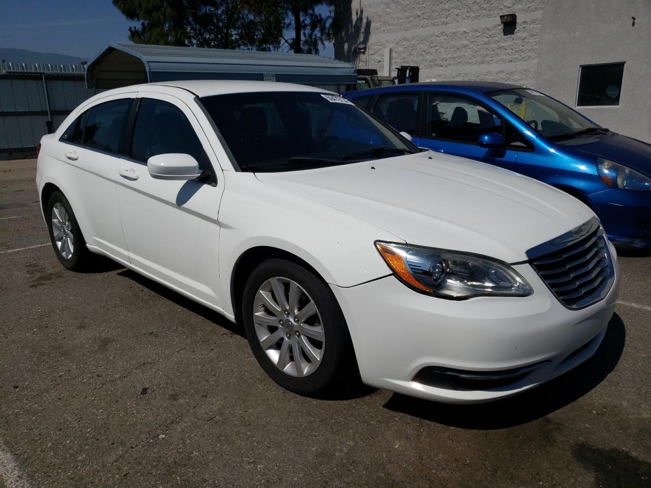 2014 Chrysler 200 Touring vin: 1C3CCBBG3EN105737