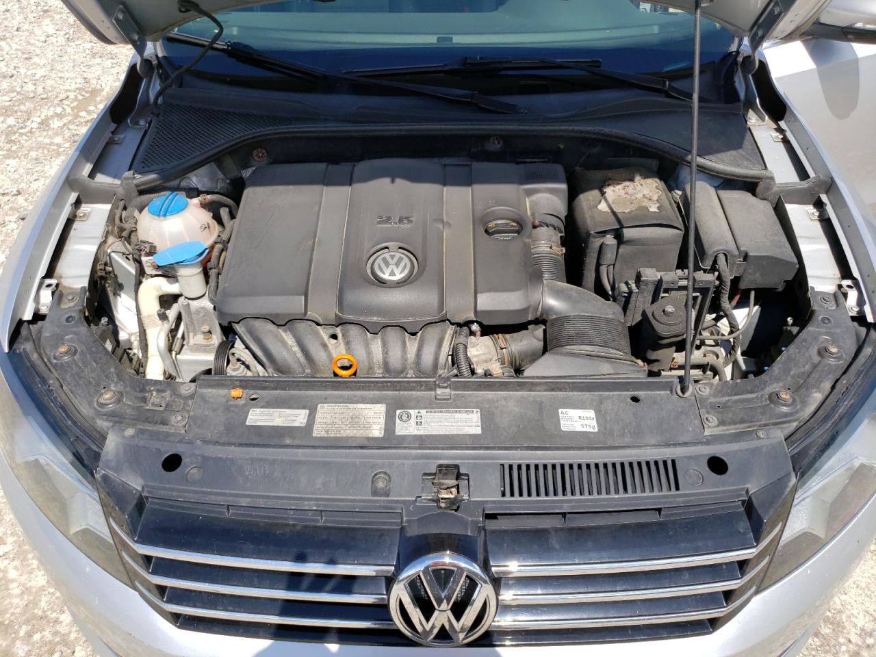 1VWBP7A31CC107063 2012 Volkswagen Passat Se