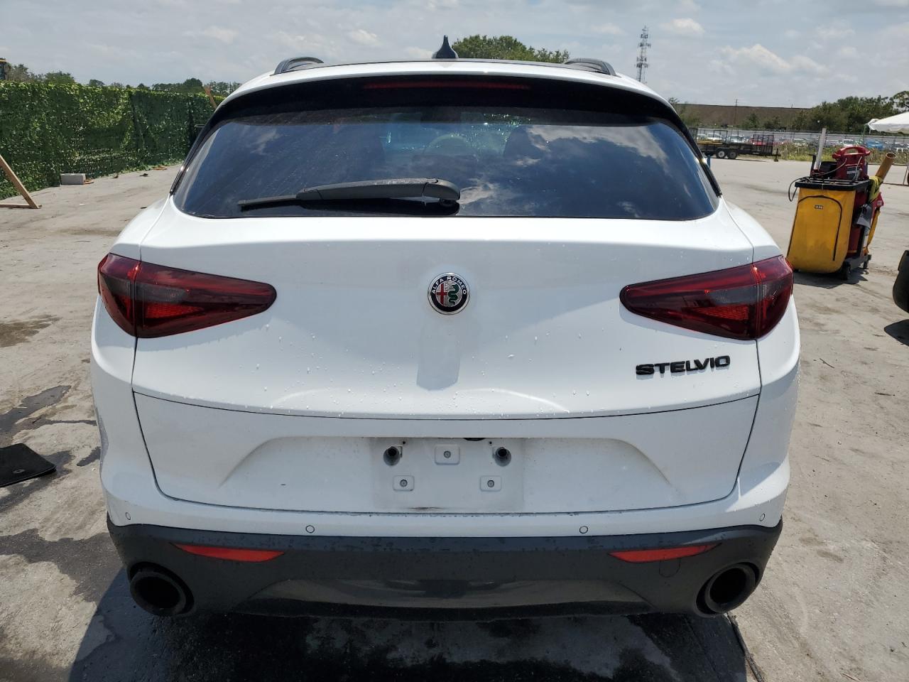 2020 Alfa Romeo Stelvio vin: ZASPAJAN4L7C97515