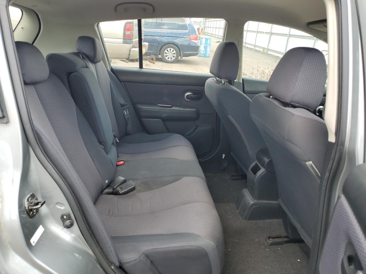 3N1BC13E77L446868 2007 Nissan Versa S