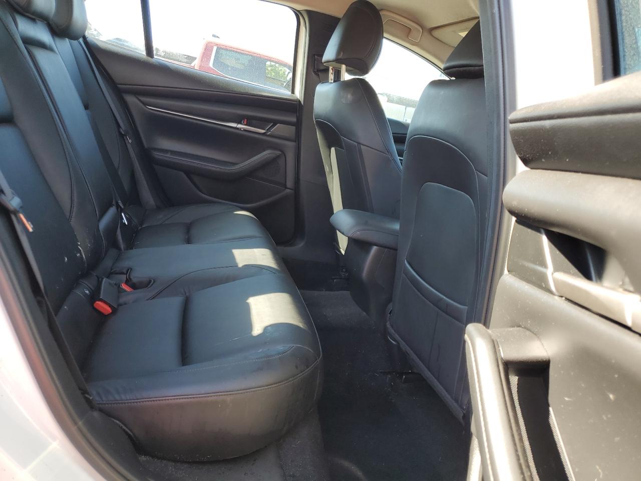 JM1BPBCM3L1167711 2020 Mazda 3 Select