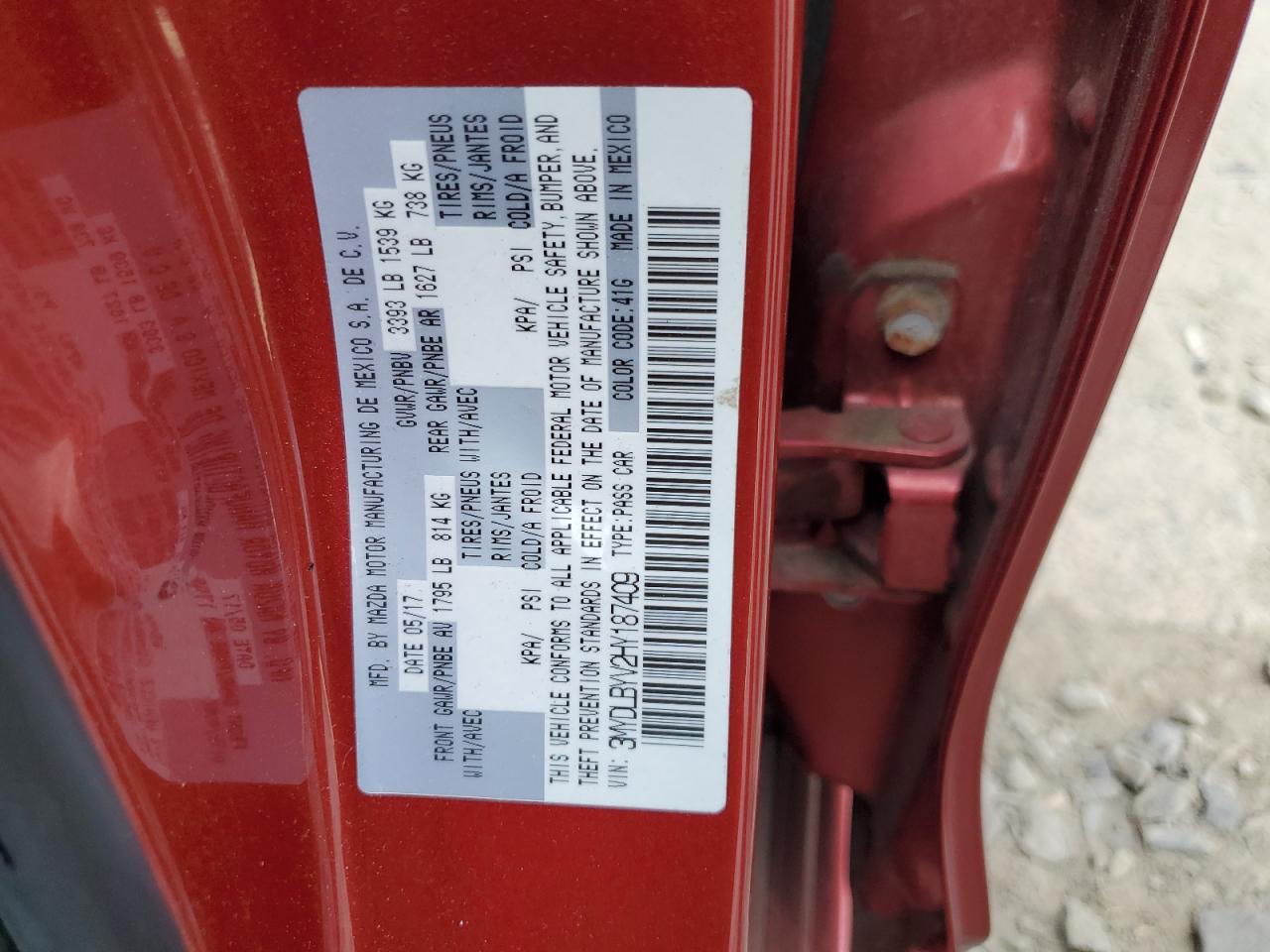 3MYDLBYV2HY187409 2017 Toyota Yaris Ia