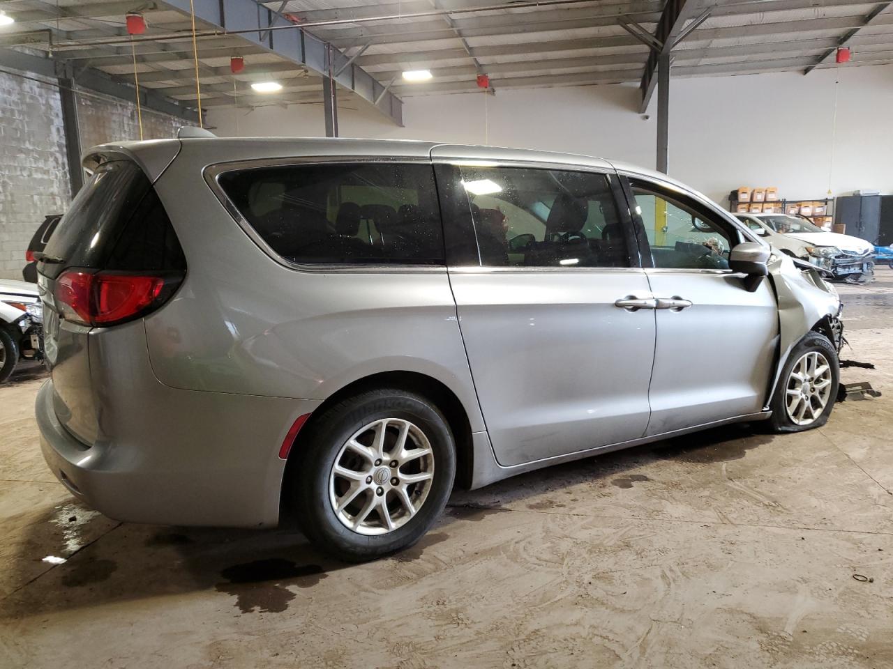 2C4RC1DG9HR703030 2017 Chrysler Pacifica Touring